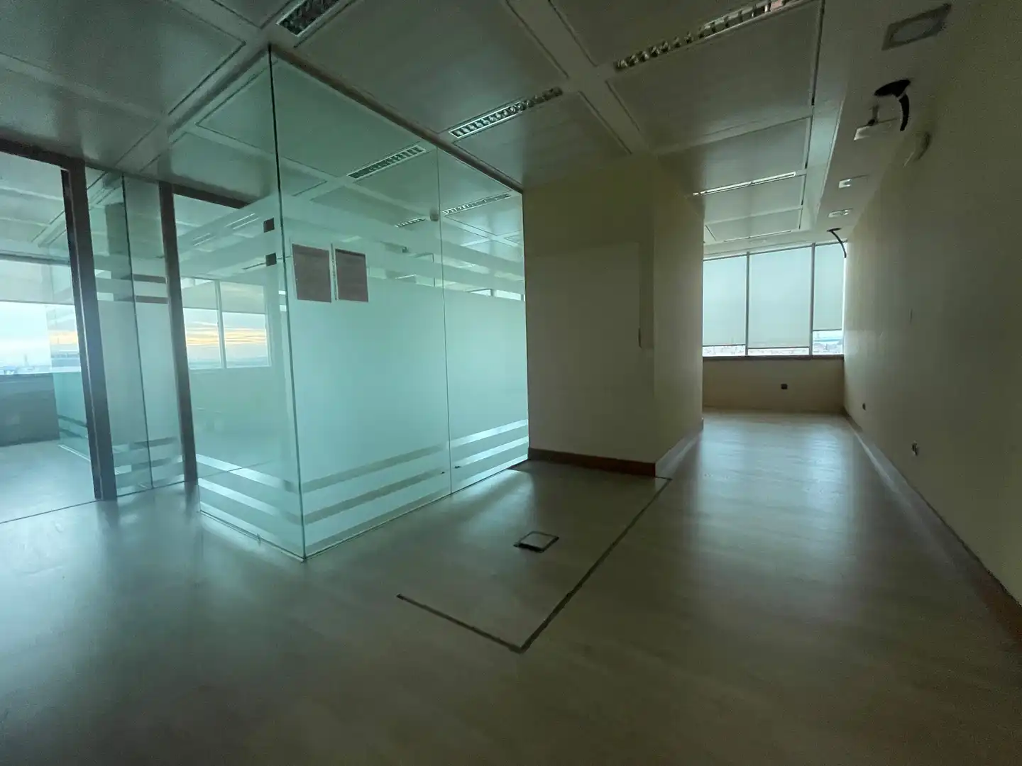 Office for sale in Alcalá de Henares  with Air Conditioner, Heating and Storage room