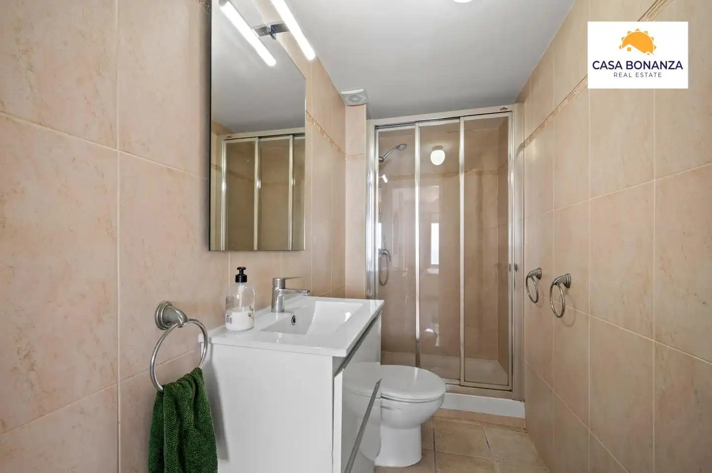 Bany de Apartament en venda en Almuñécar amb Aire condicionat, Terrassa i Traster