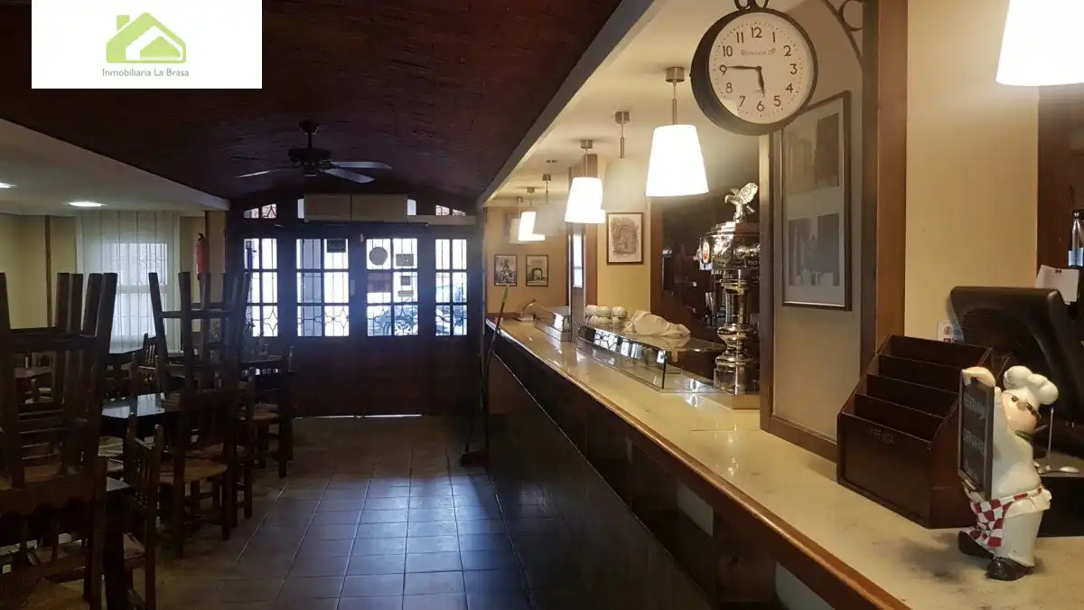 Local comercial en venda a Casco Antiguo, imagen 41