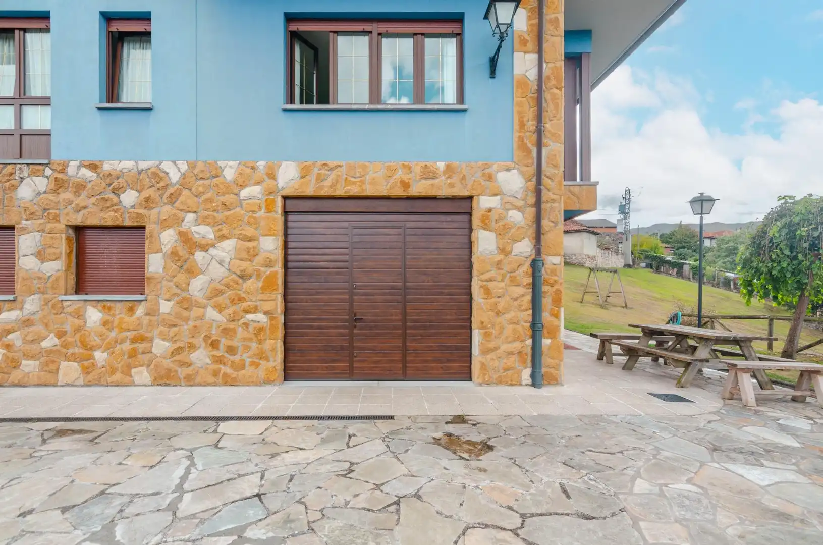 Vista exterior de Casa o chalet en venta en Piloña con Calefacción, Jardín privado y Parquet