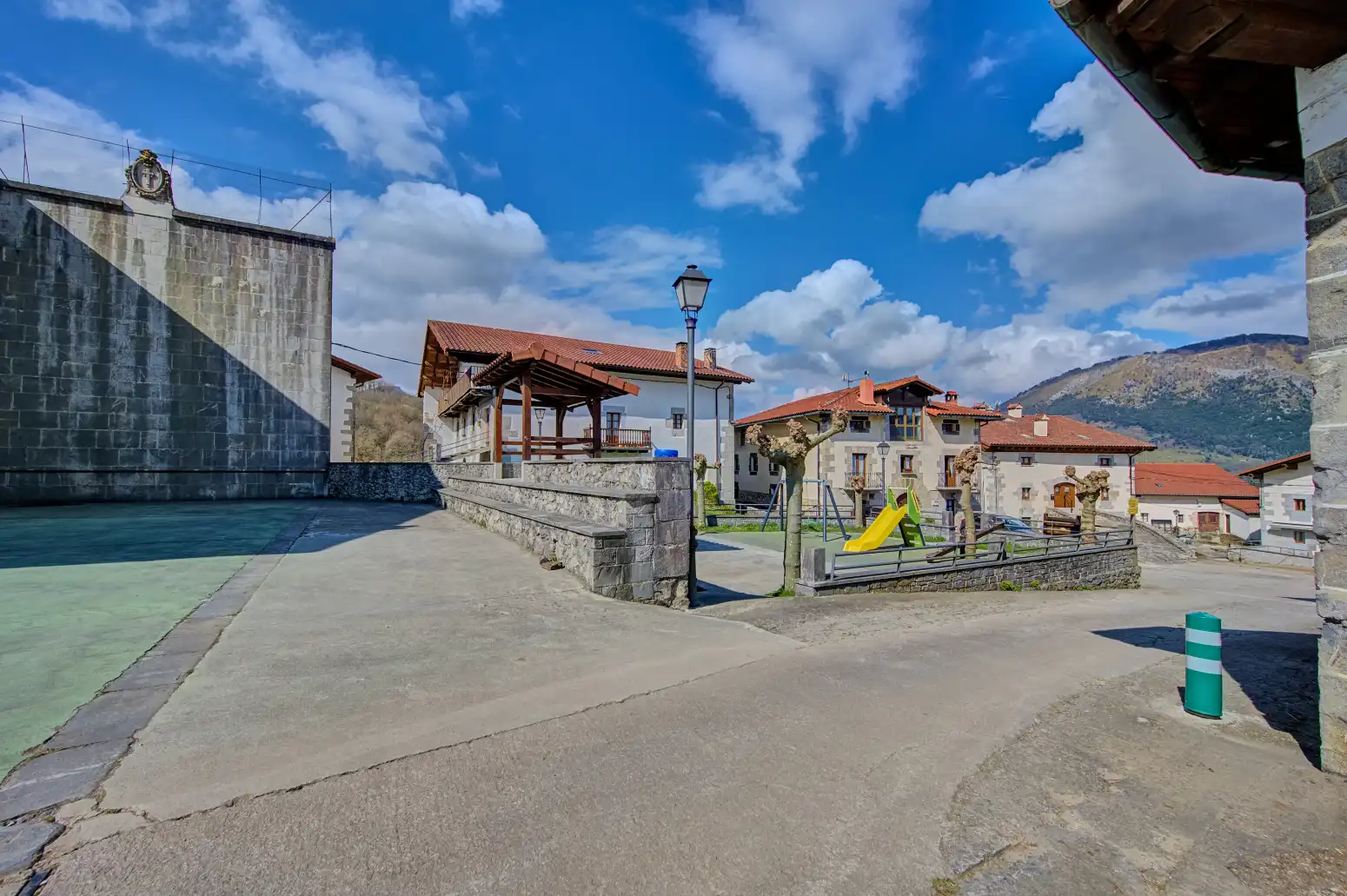 Exterior view of Houses for sale in Larraun  with Heating and Private garden