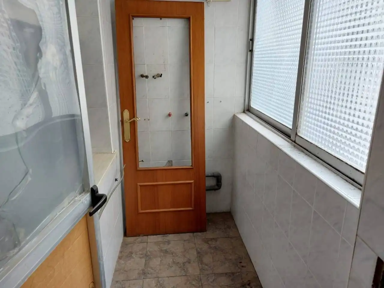 Badezimmer von Wohnung zum Verkauf in Villarrobledo mit Heizung und Balkon