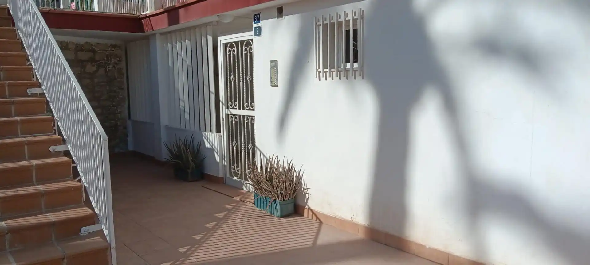 Vista exterior de Local en venda en Alicante / Alacant