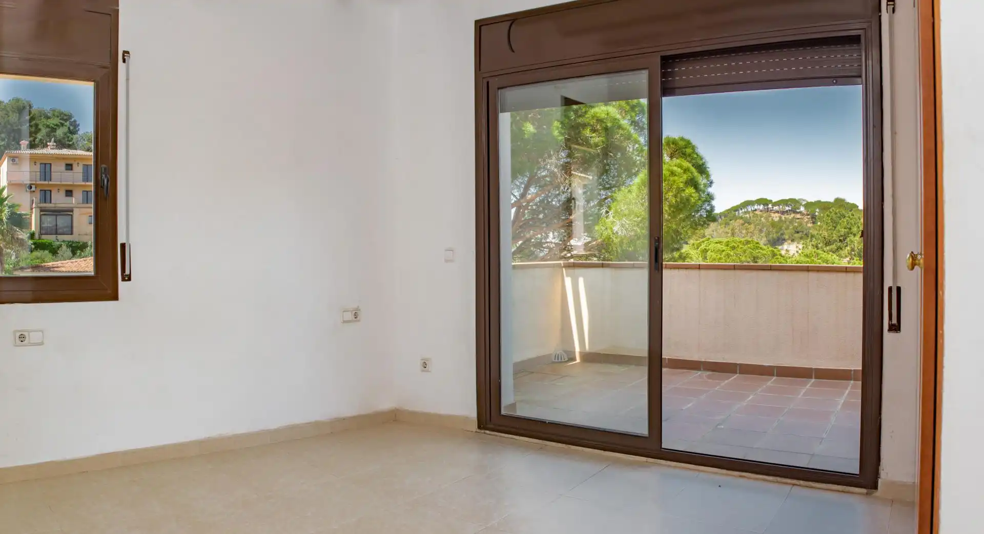 Villa con terrazza in vendita a Montgoda, imagen 17