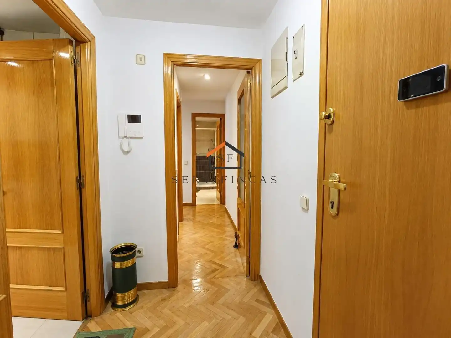 Wohnung zur Miete in Madrid mit Klimaanlage, Heizung und Parkett