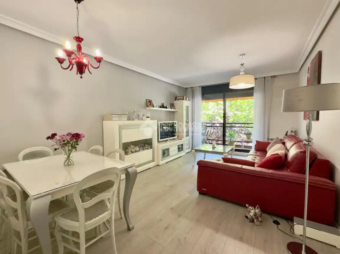 Vista exterior de Piso en venta en Las Rozas de Madrid con Aire acondicionado, Calefacción y Terraza