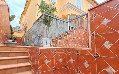 Vista exterior de Casa o xalet de lloguer en Las Palmas de Gran Canaria amb Terrassa