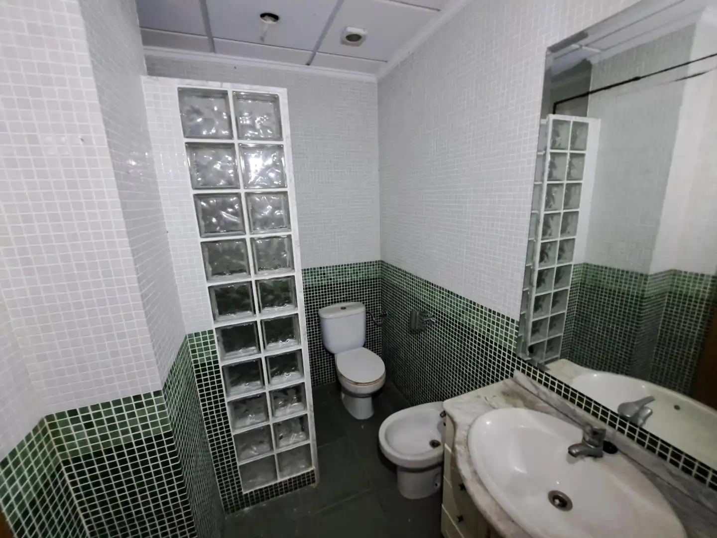 Business premises for sale in Casc Urbà, imagen 9