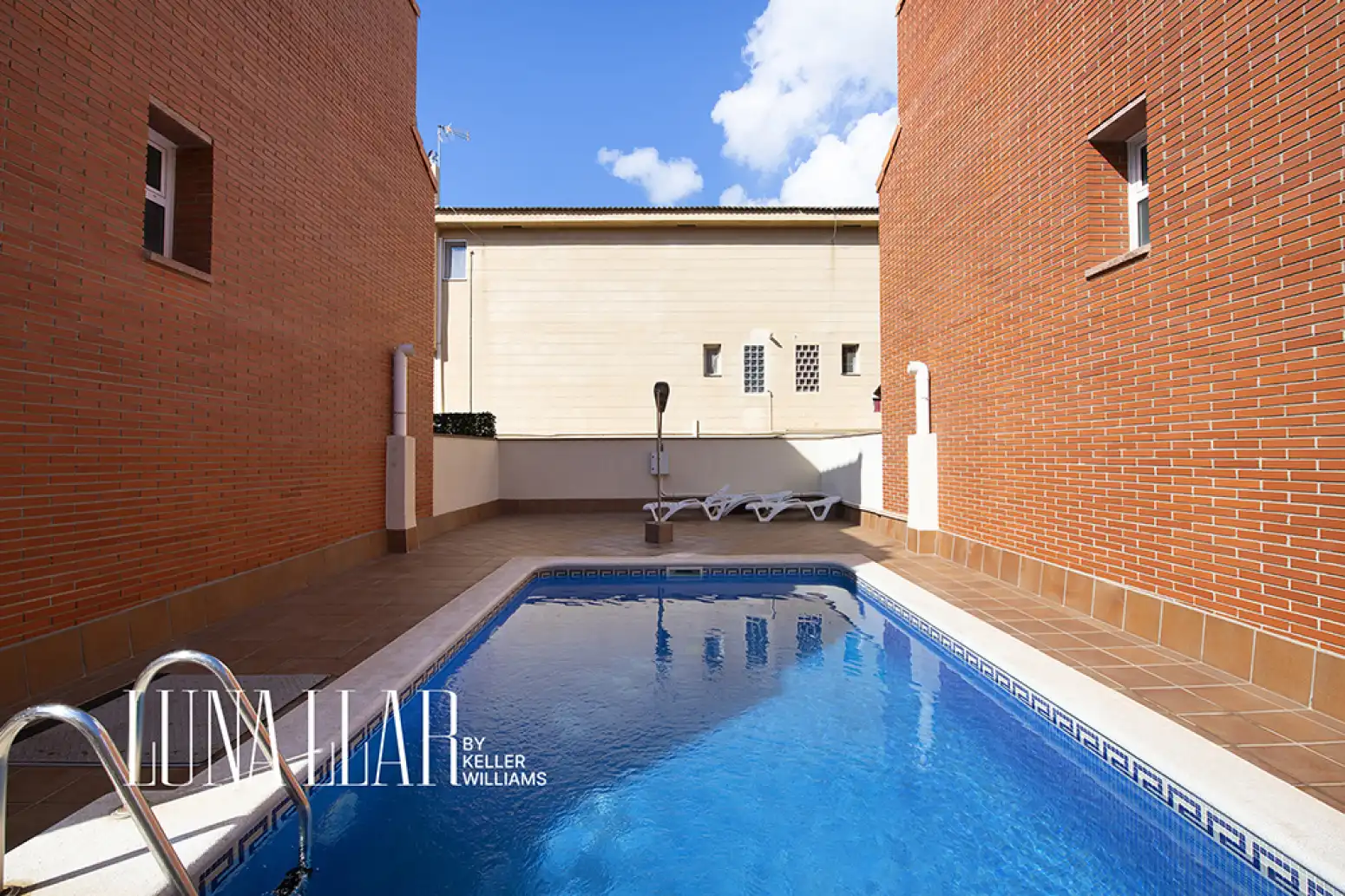 Casa con piscina in vendita a Bellamar, imagen 2