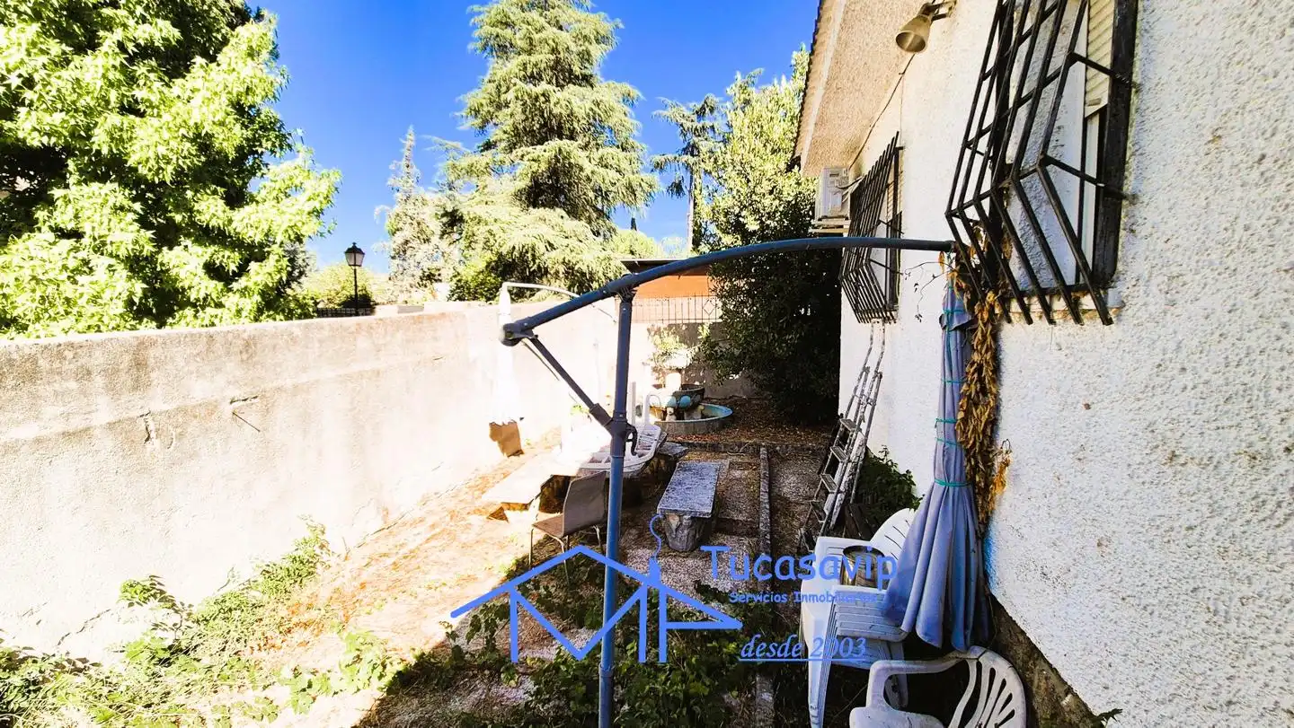 Jardín de Casa o chalet en venta en Pelayos de la Presa con Calefacción, Terraza y Trastero