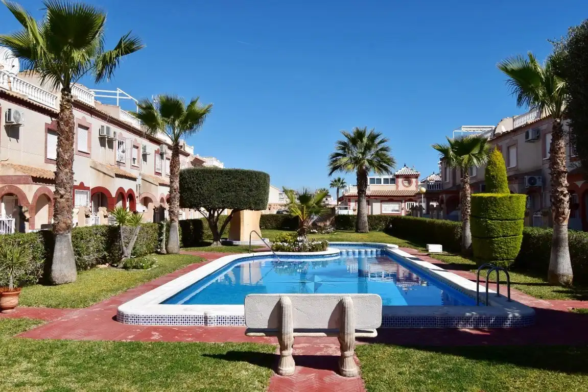 Adossat amb piscina en venda a Orihuela Costa, imagen 3