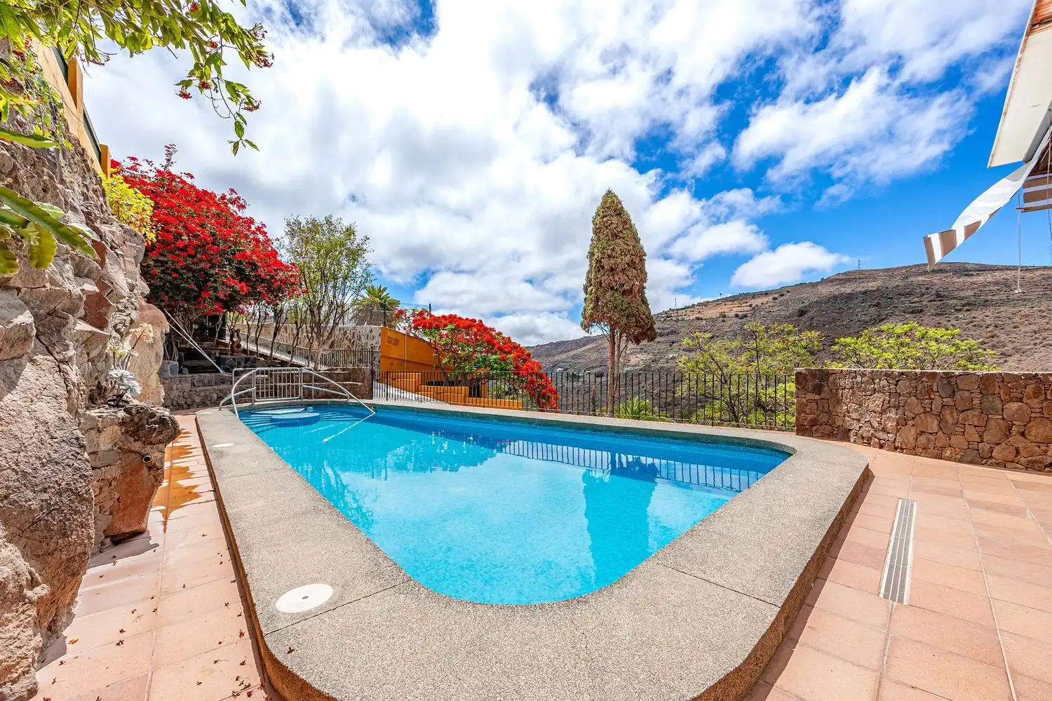 Piscina de Casa o chalet en venta en Telde con Jardín privado, Terraza y Piscina