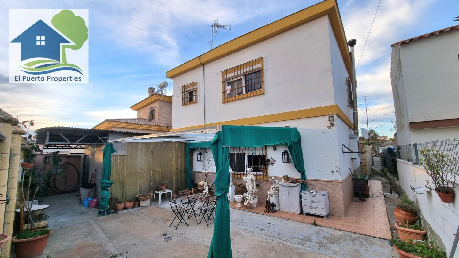 Houses for sale in Cuatro Pinos - El Carmen