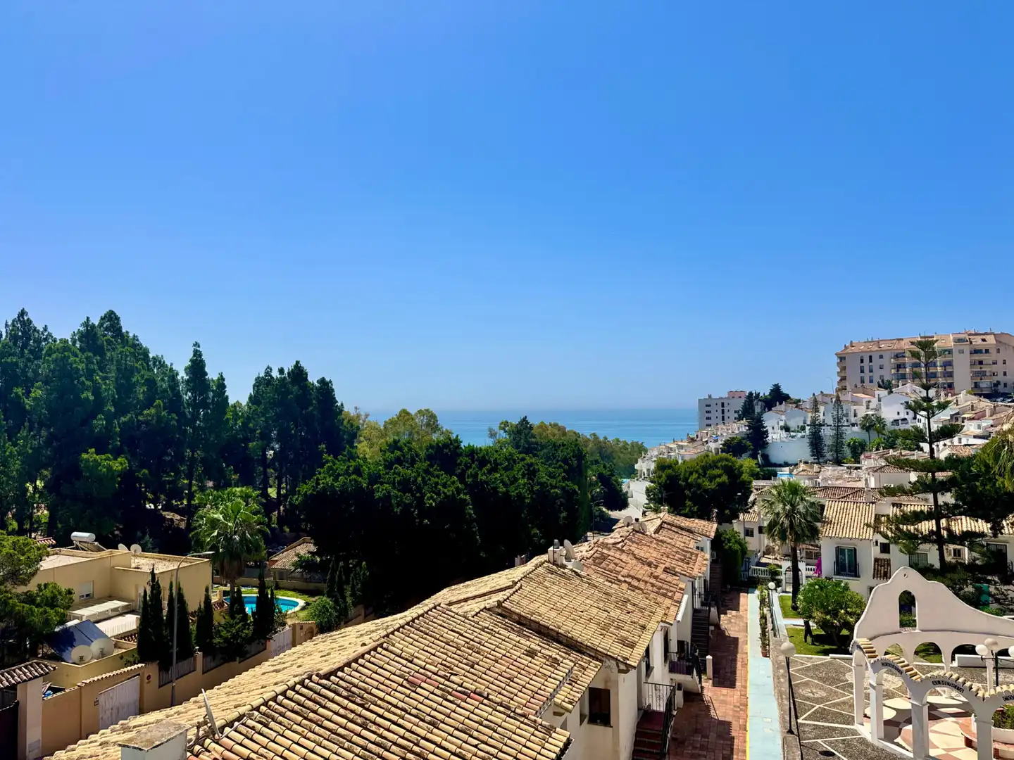 Adossat amb terrassa en venda a Torrequebrada, imagen 6