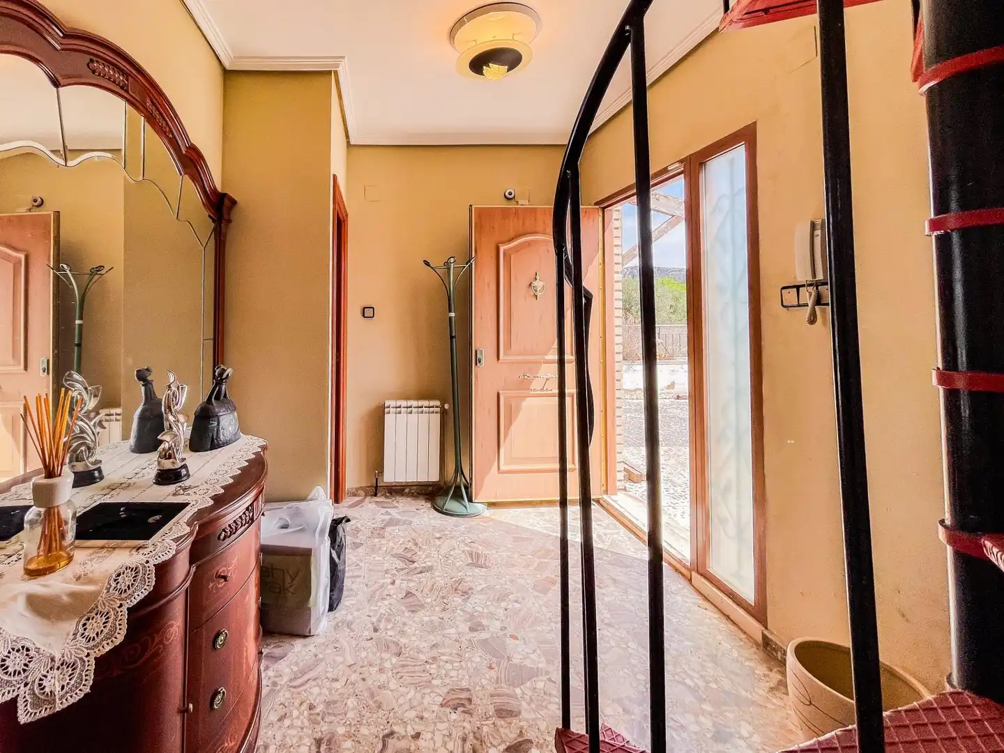 Casa o xalet en venda en Chera amb Calefacció, Terrassa i Traster