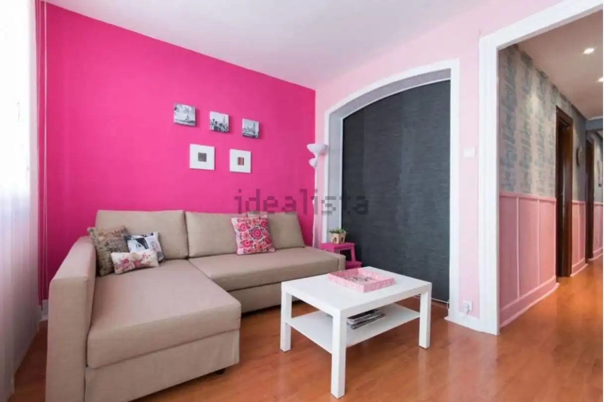 Sala de estar de Piso de alquiler en Bilbao  con Calefacción y Balcón