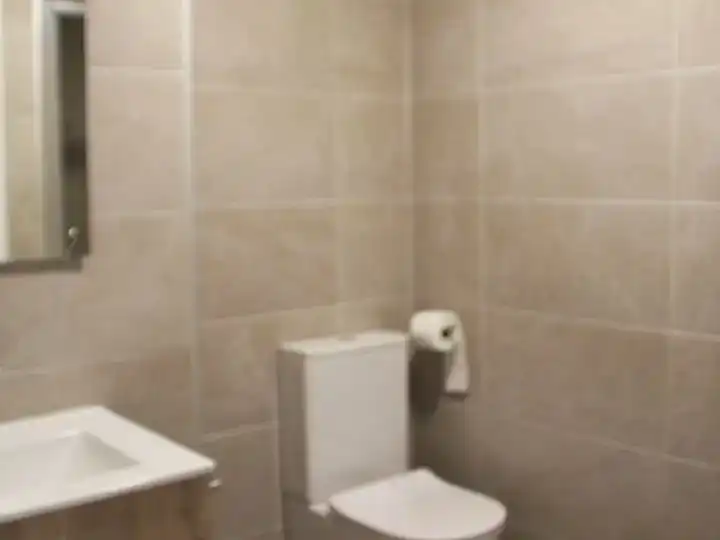 Badezimmer von Dachboden zur Miete in  Albacete Capital mit Klimaanlage und Schwimmbad