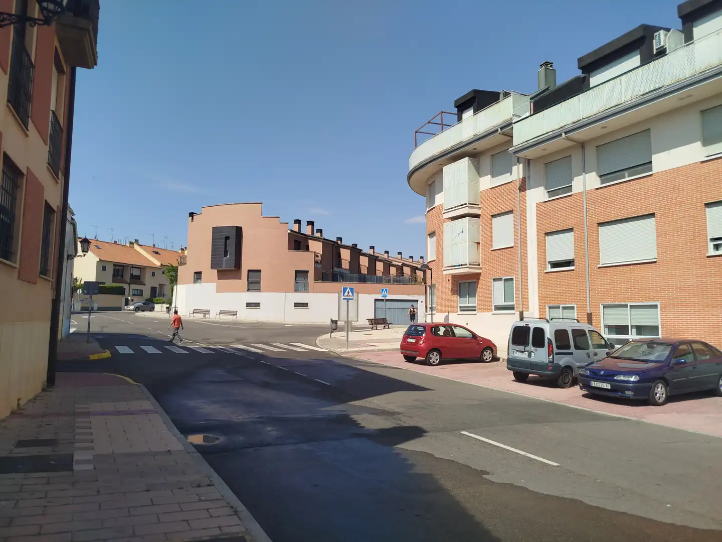 Außenansicht von Wohnung zum Verkauf in Zaratán mit Heizung, Abstellraum und Ofen