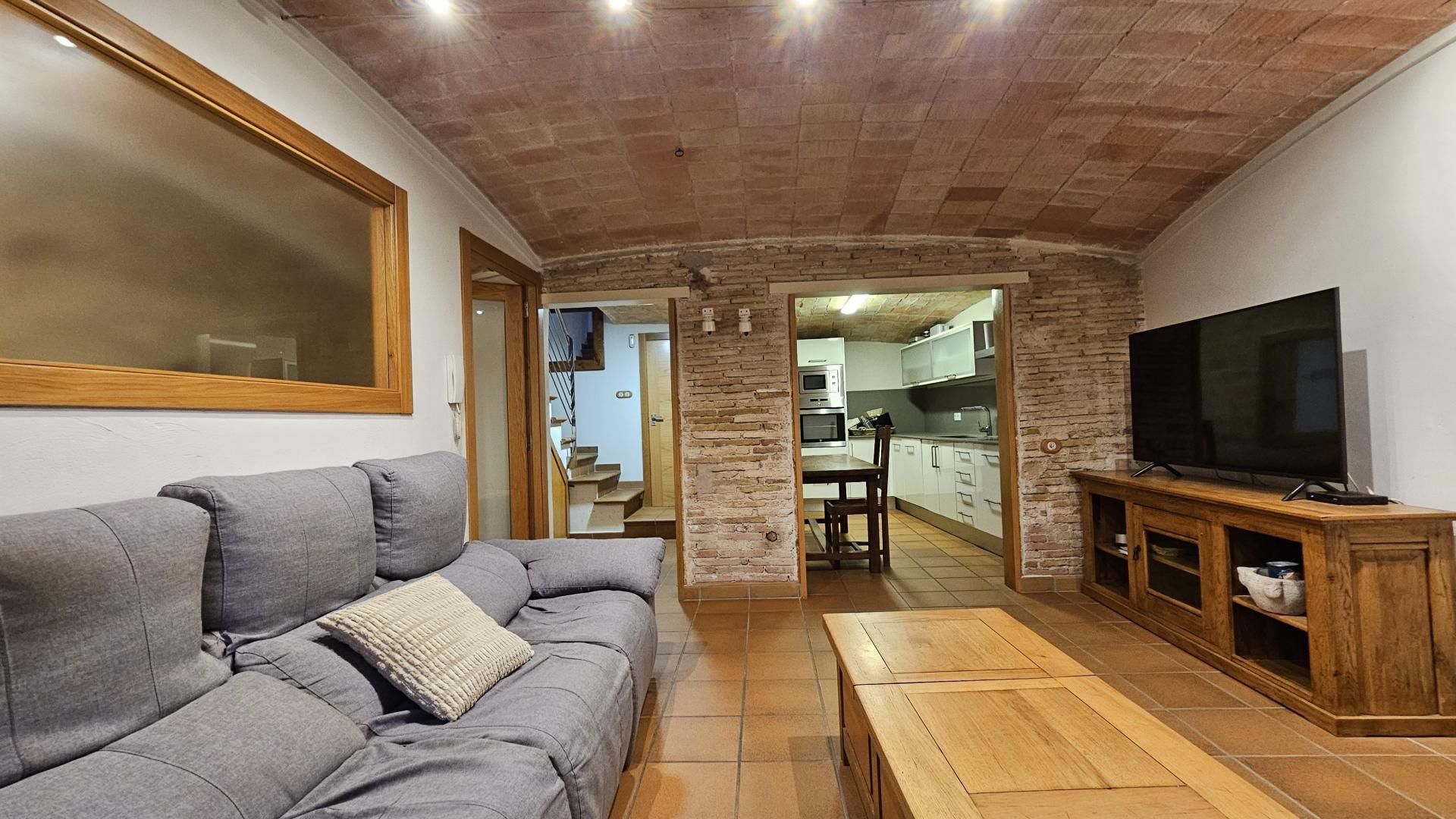 Single-family semi-detached to rent in Llers