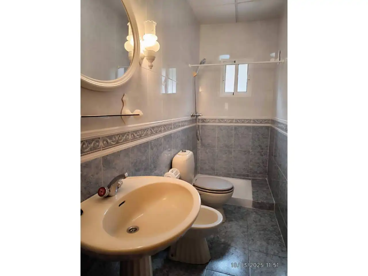 Casa adosada en venta en Calle Campoamor, 43, Los Dolores