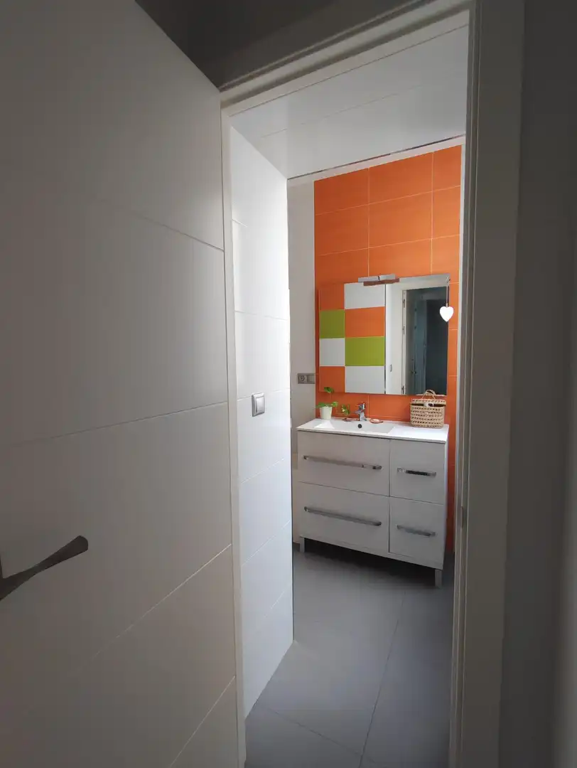 Baño de Piso en venta en Cádiz con Aire acondicionado, Trastero y Amueblado