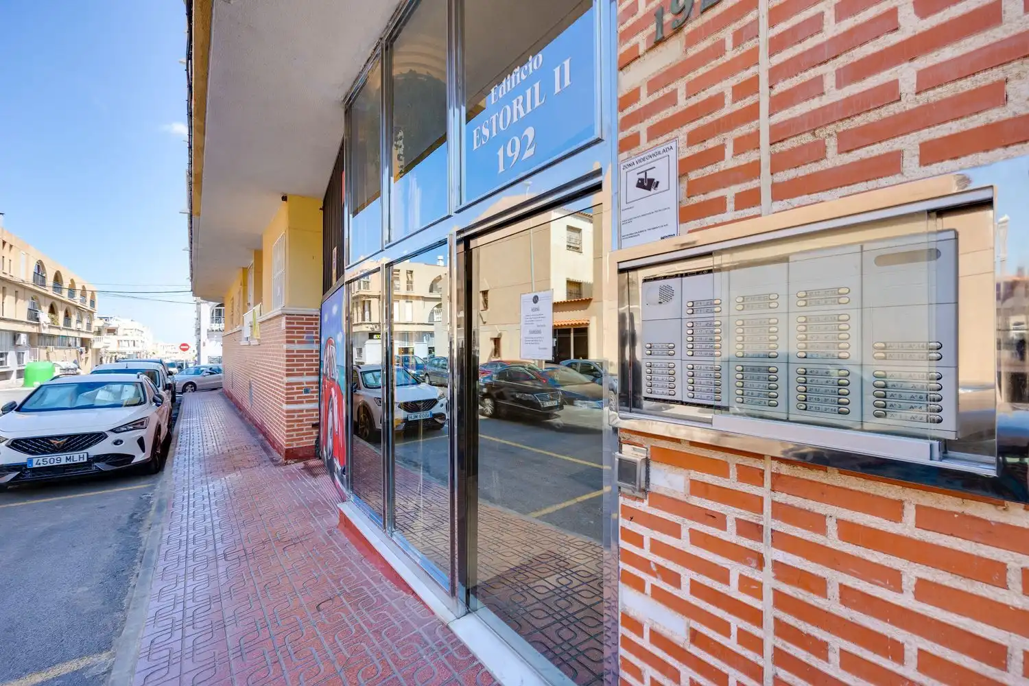 Piso con terraza en venta en Avenida Diego Ramírez Pastor 192, imagen 35