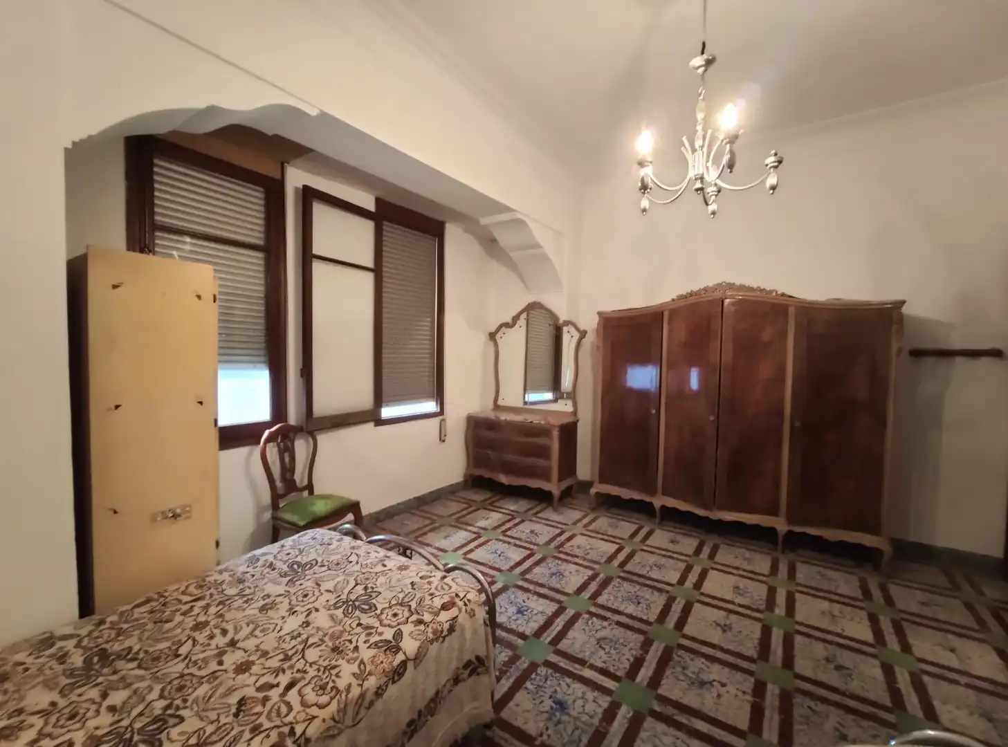 Casa aparellada amb terrassa en venda a Centro, imagen 16