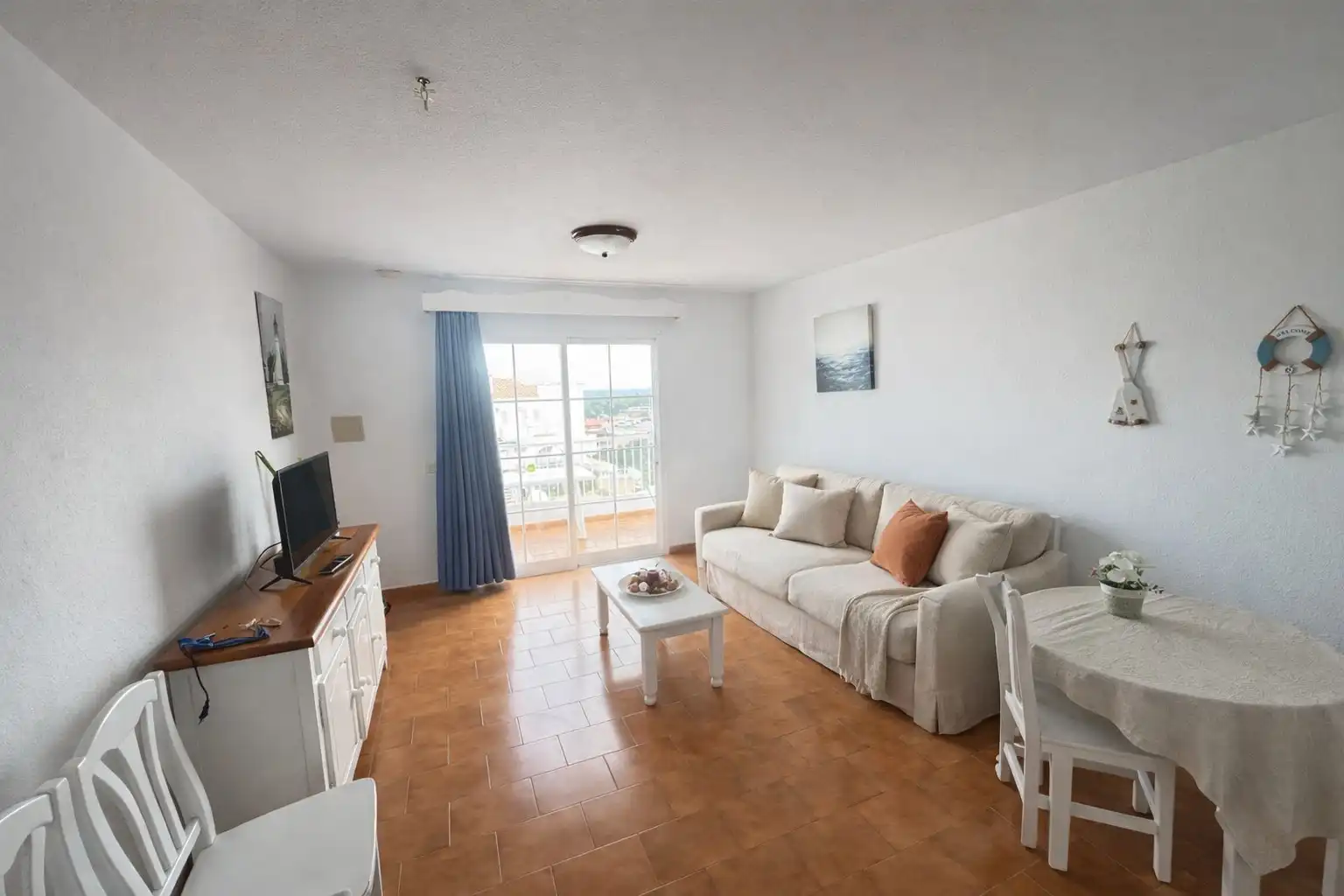 Living room of Apartments for sale in Es Mercadal  with Terrace, Swimming Pool and Balcony