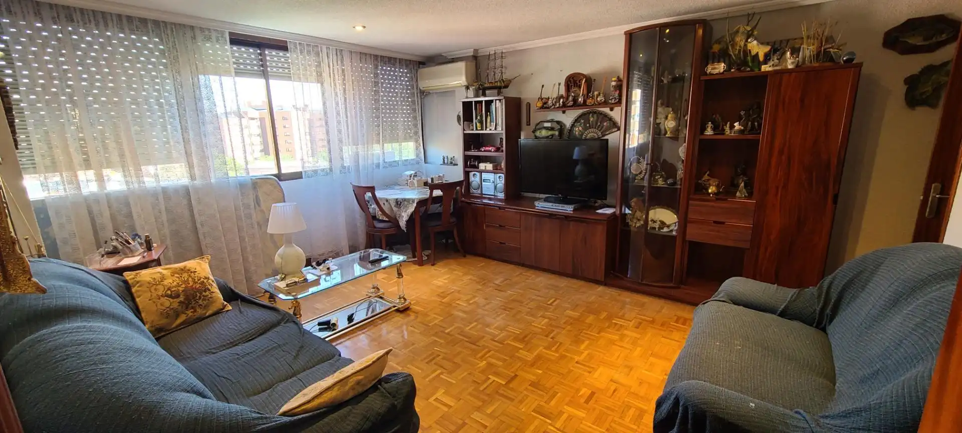 Sala de estar de Piso en venta en Madrid con Calefacción y Parquet