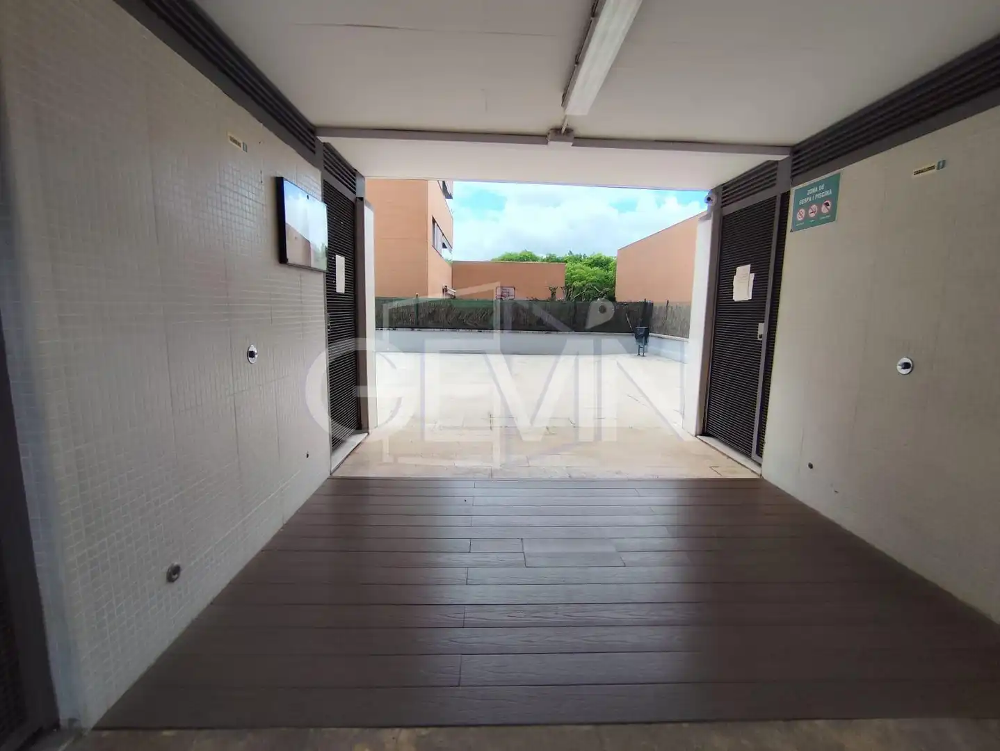 Terrassa de Pis en venda en Santa Perpètua de Mogoda amb Aire condicionat, Calefacció i Jardí privat
