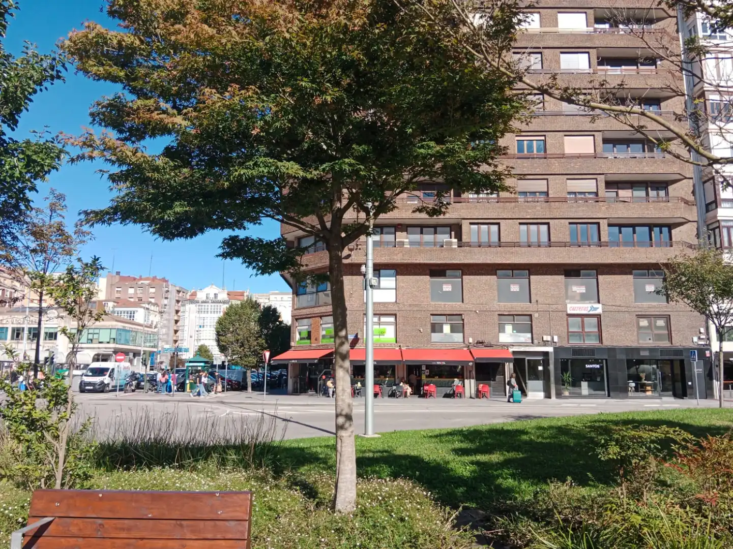 Vista exterior de Oficina de alquiler en Santander