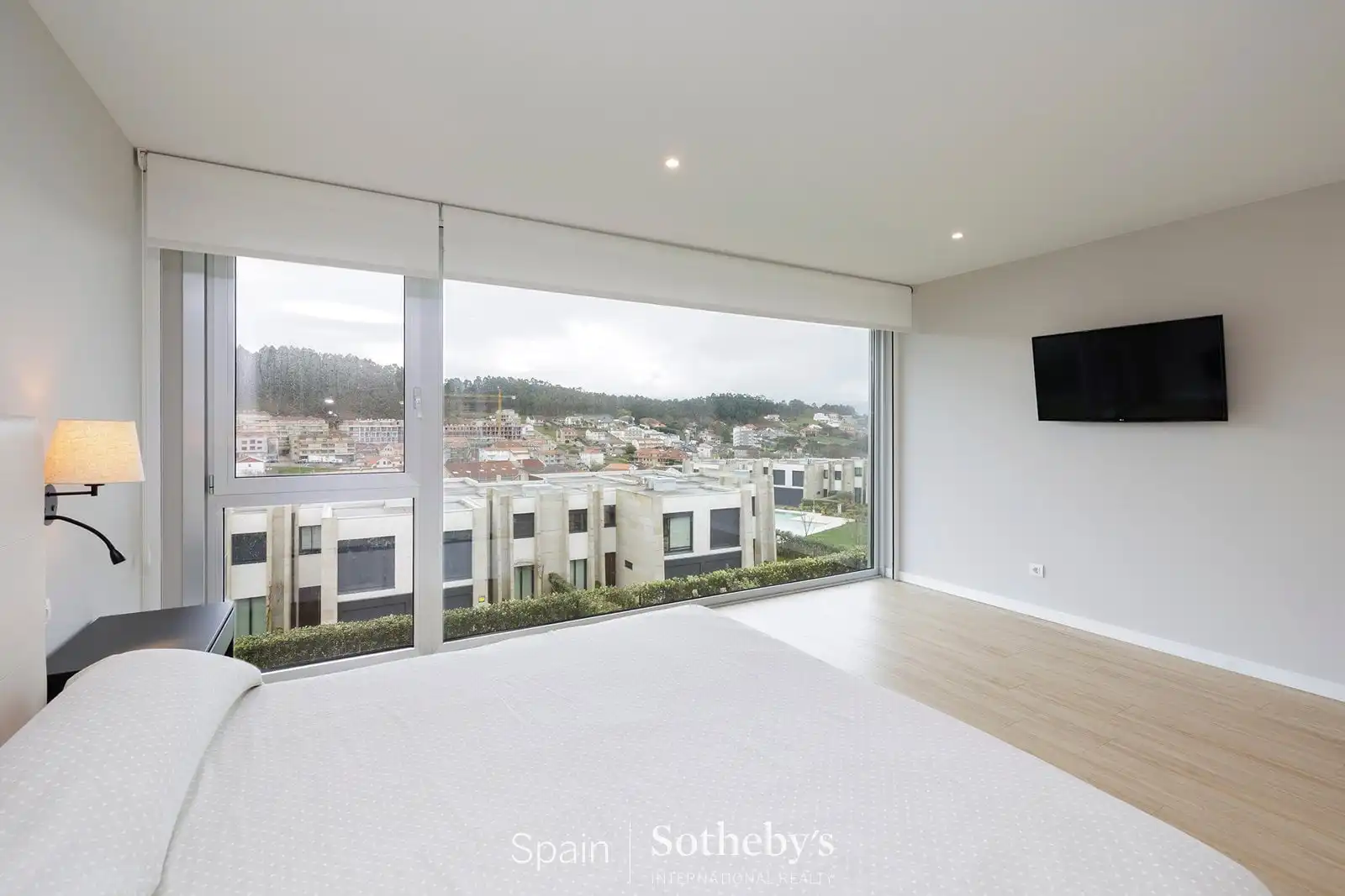 Habitación de Casa adosada en venta en Pontevedra Capital  con Aire acondicionado, Jardín privado y Terraza