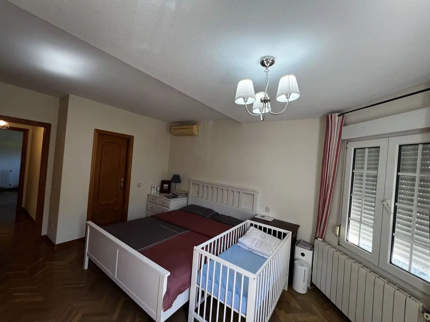 Dormitori de Casa o xalet en venda en Boadilla del Monte amb Aire condicionat, Jardí privat i Traster