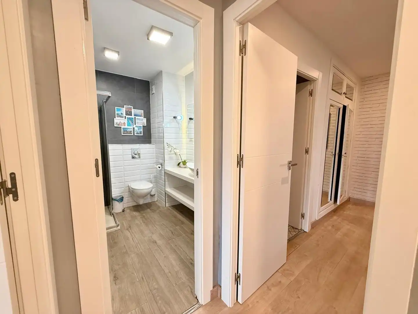 Baño de Piso en venta en Roquetas de Mar con Aire acondicionado, Calefacción y Piscina comunitaria