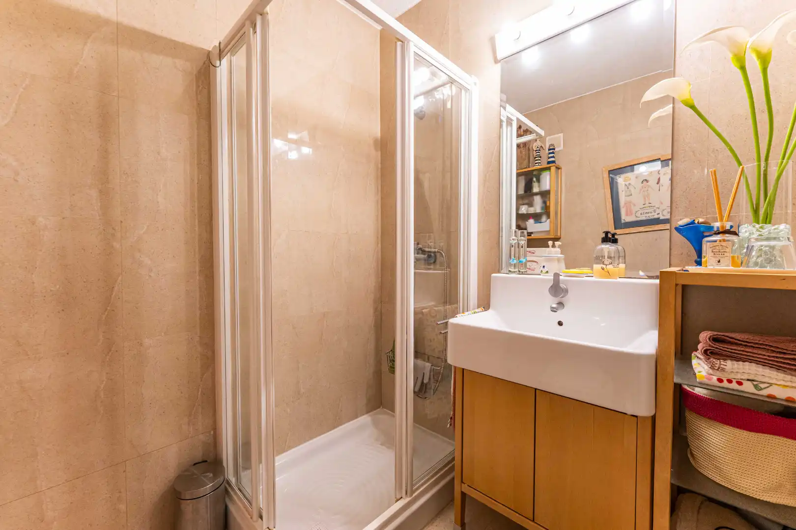 Baño de Casa adosada en venta en Las Rozas de Madrid con Aire acondicionado, Calefacción y Jardín privado