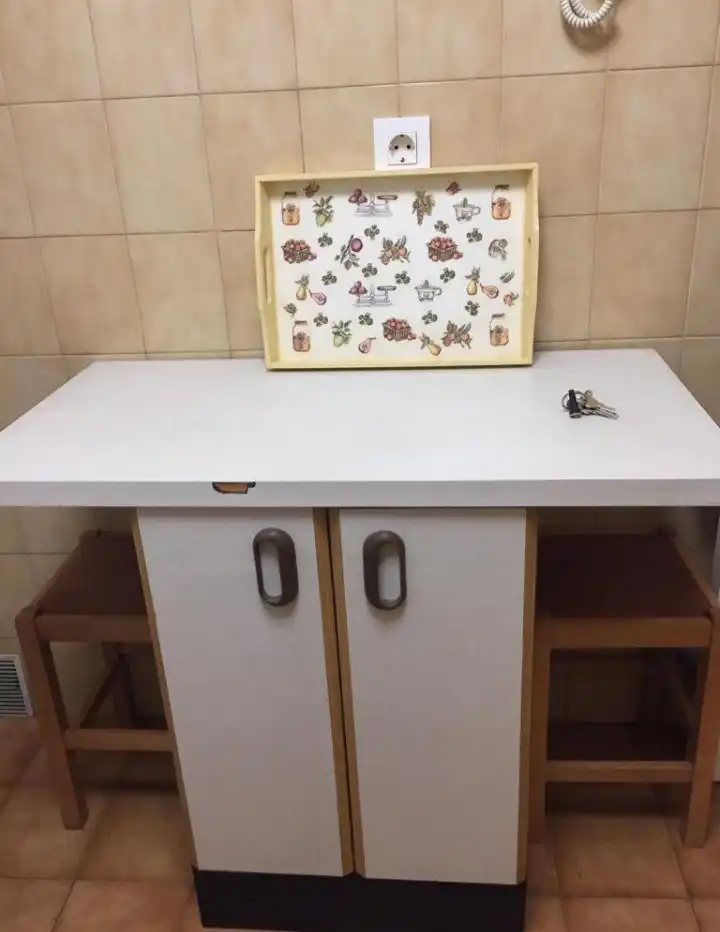 Cuina de Apartament de lloguer en Gijón  amb Calefacció, Parquet i Moblat
