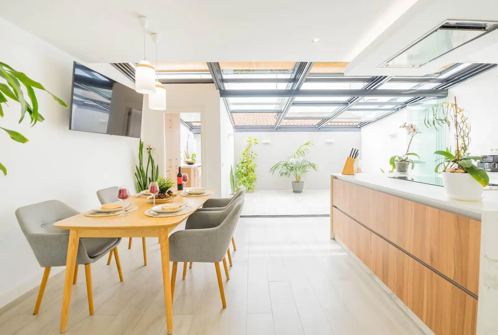 Dining room of Houses for sale in Málaga  with Air Conditioner, Heating and Terrace