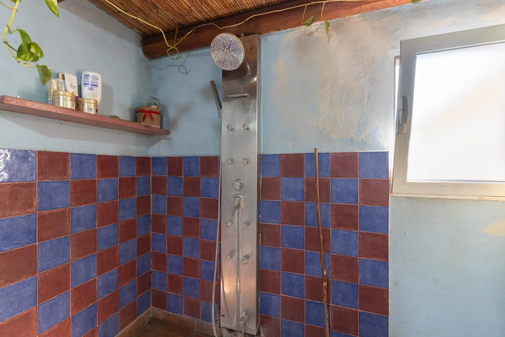 Bany de Casa o xalet en venda en Alfacar amb Jardí privat i Piscina