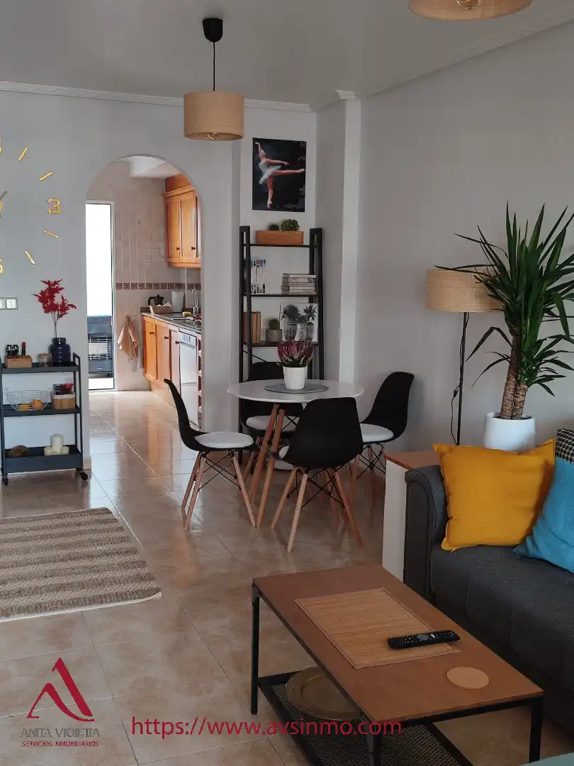 Menjador de Apartament en venda en Orihuela amb Aire condicionat, Moblat i Forn