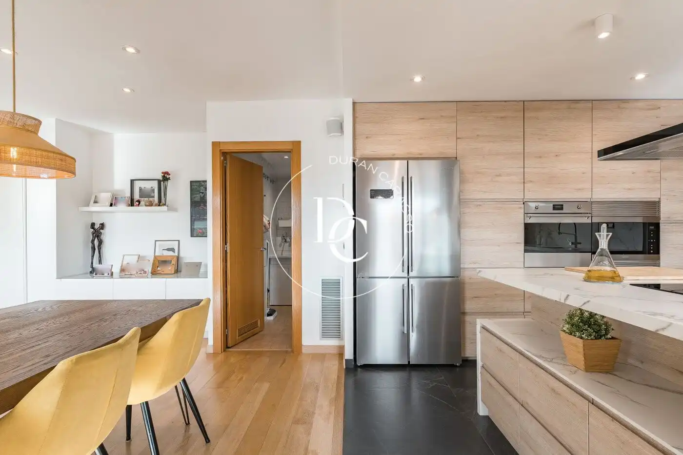 Cocina de Ático en venta en Vilanova i la Geltrú con Aire acondicionado, Calefacción y Trastero