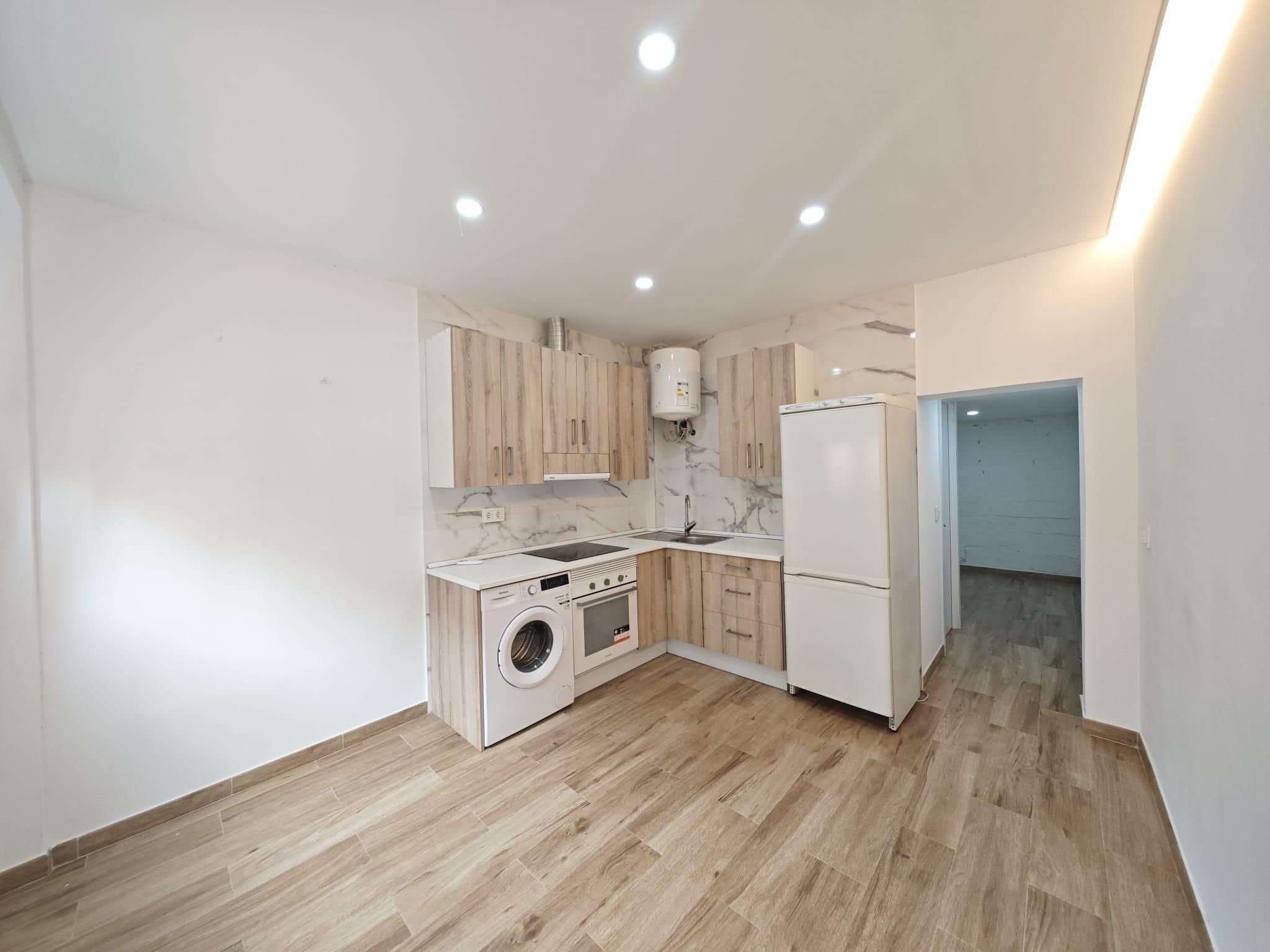 Kitchen of Planta baja for sale in  Madrid Capital  with Air Conditioner and Heating