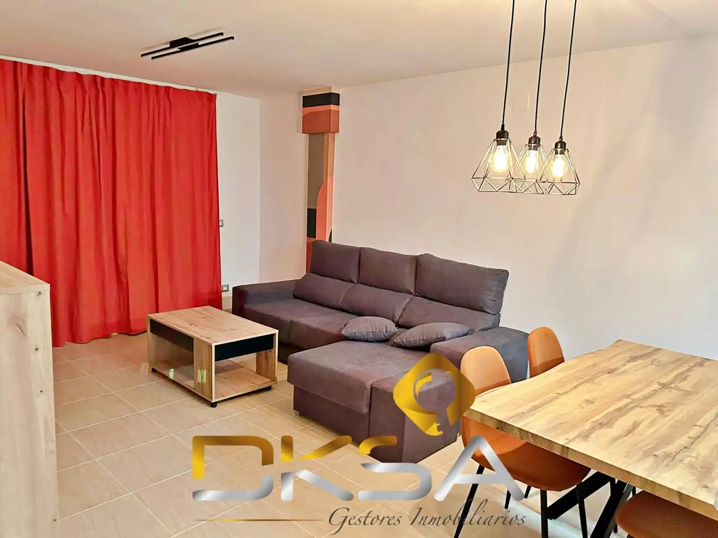 Wohnzimmer von Dachboden zum Verkauf in Torreblanca mit Klimaanlage, Terrasse und Möbliert