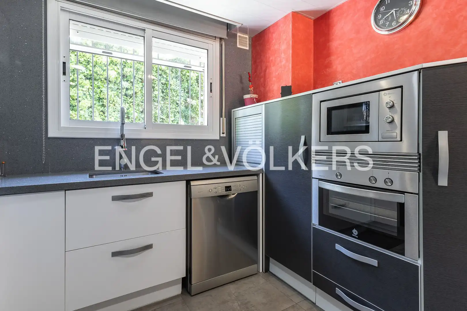 Kitchen of Houses for sale in Badalona  with Air Conditioner, Heating and Private garden