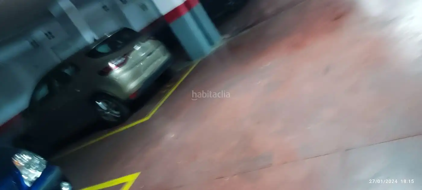 Parcheggio in affitto a Avenida de Molière 29, imagen 3