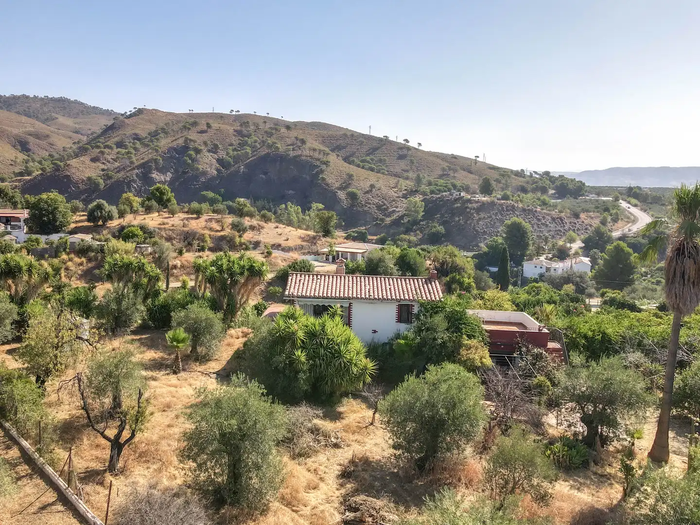 Vista exterior de Casa o xalet en venda en Casarabonela amb Jardí privat