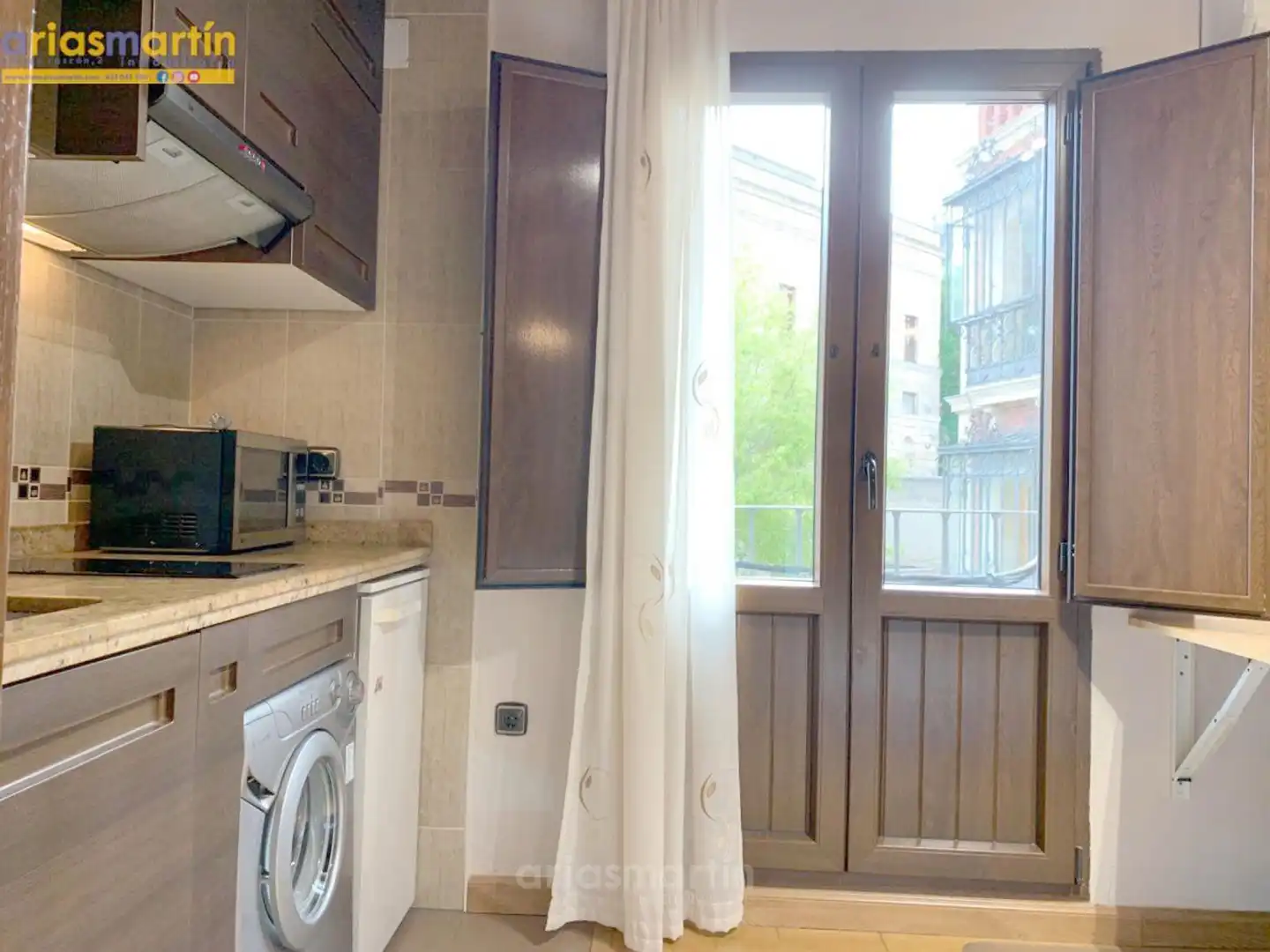 Kitchen of Flat for sale in Salamanca  with Air Conditioner, Heating and Furnished