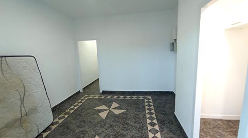 Foto 3 de Pis en venda a Carrer Blai Parera, Rocafonda, Mataró