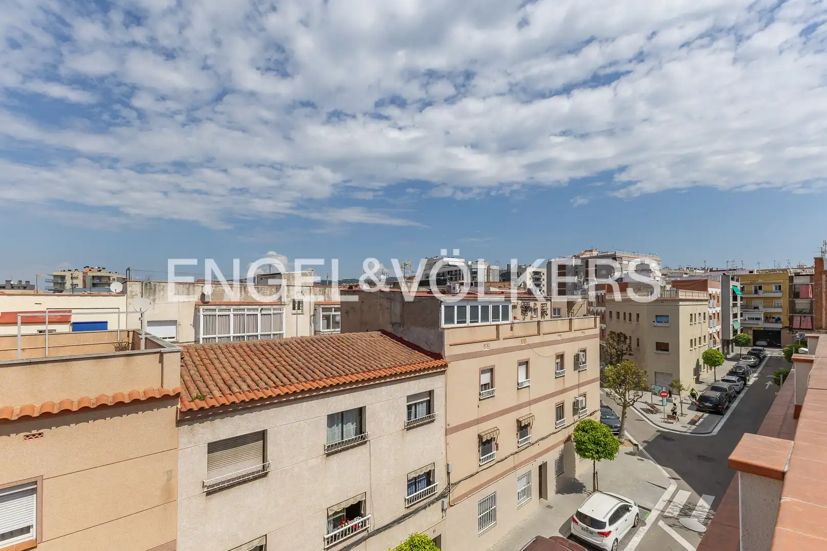 Vista exterior de Apartament en venda en Sant Joan Despí amb Aire condicionat, Calefacció i Moblat
