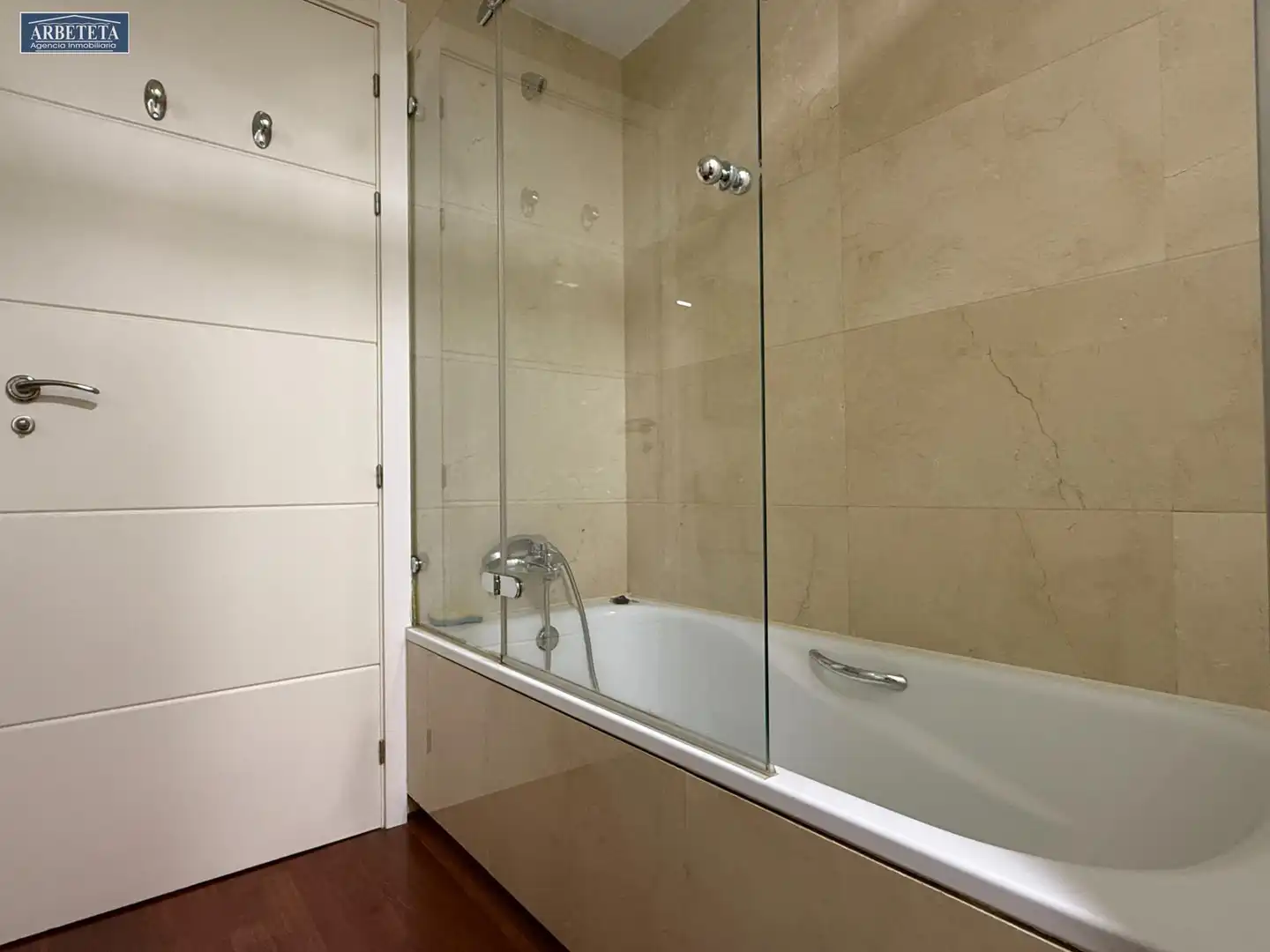 Piso con ascensor en venta en Plan Sur - Amistad, imagen 11