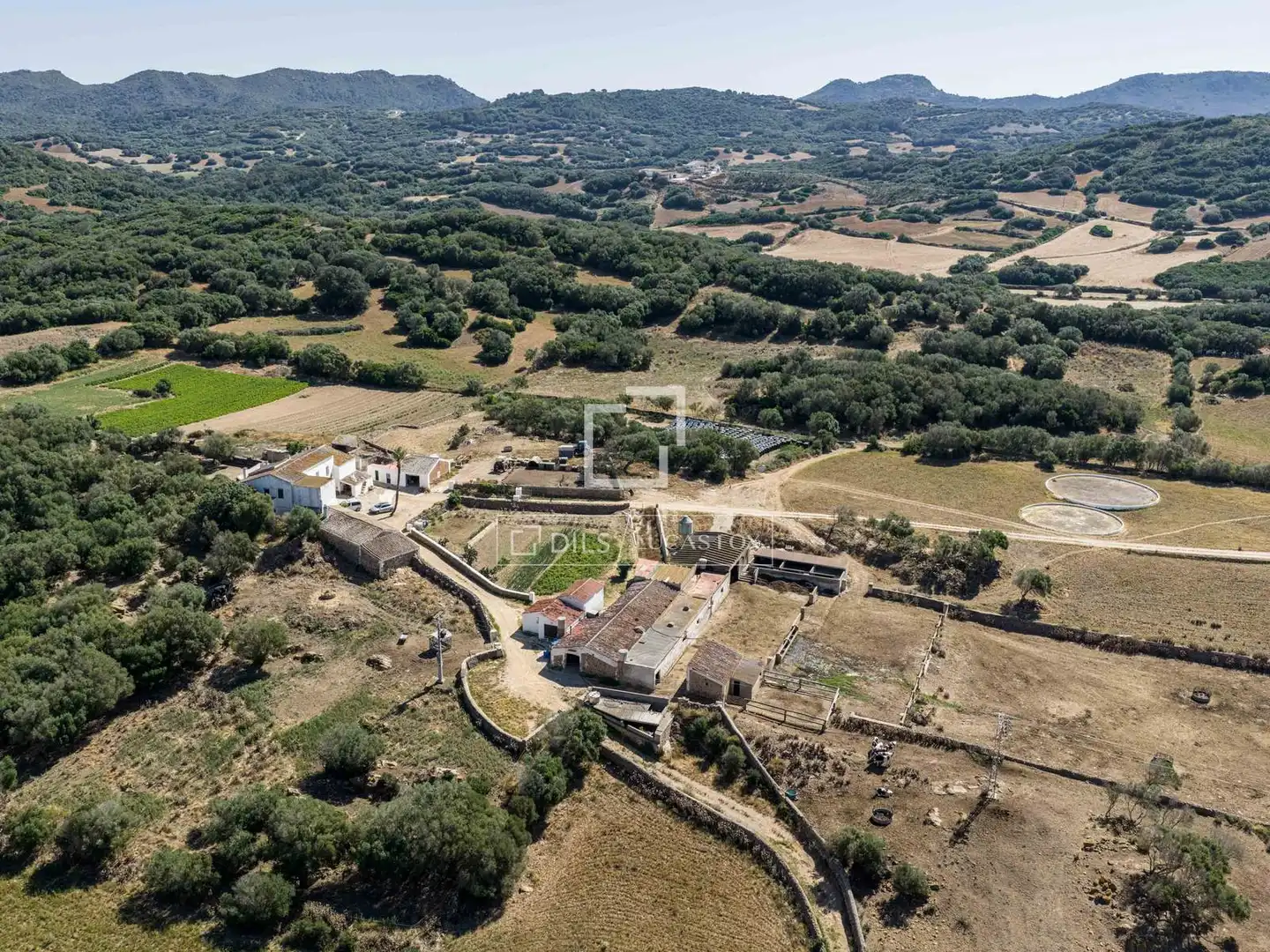 Finca rústica en venda en Ciutadella de Menorca amb Jardí privat i Traster